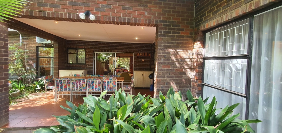 4 Bedroom Property for Sale in Brandwag Free State